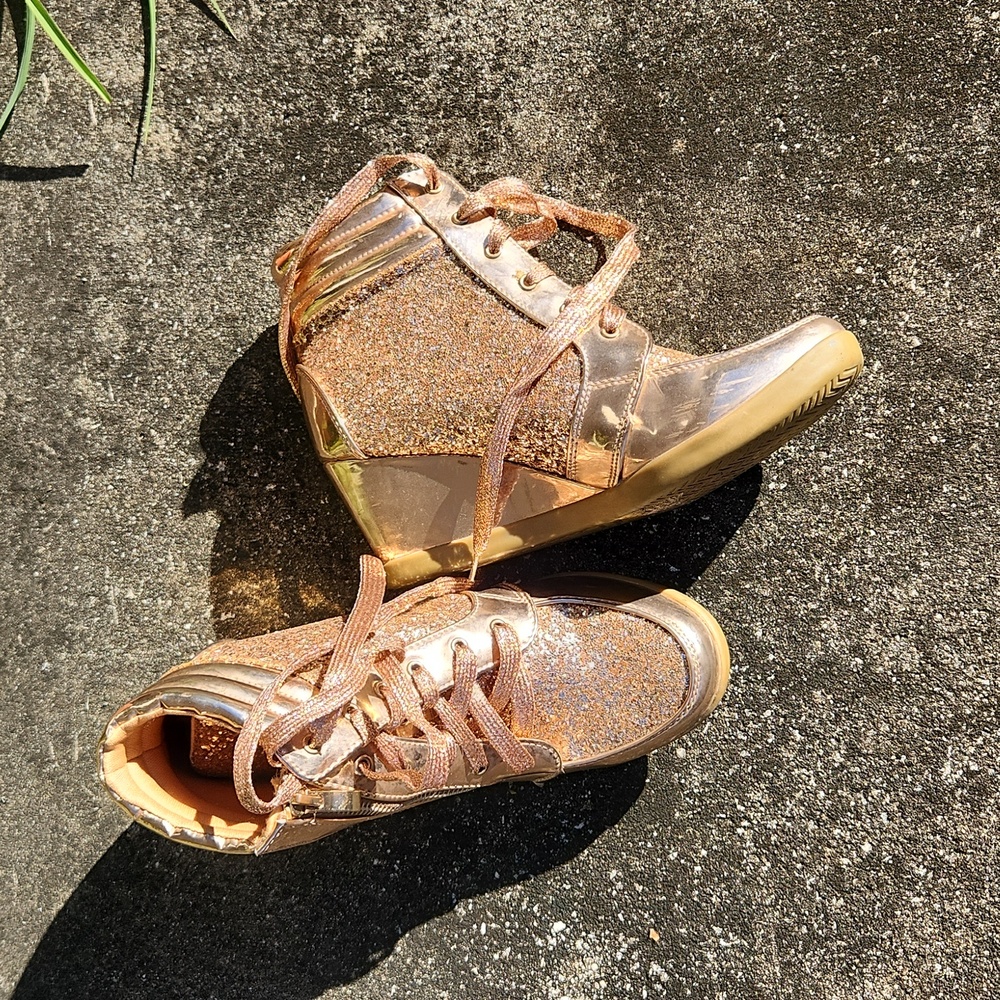 Gold heeled sneakers